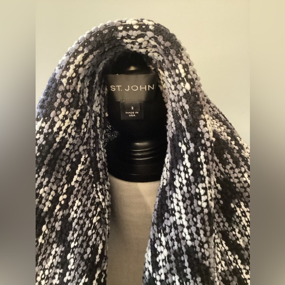 EUC St. John Boucle Knit Jacket Size 2 - Picture 3 of 4